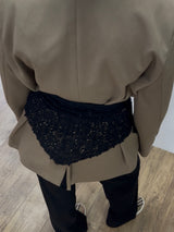 FOULARD TRIANGULAIRE EN DENTELLE