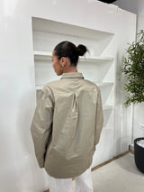 CHEMISE OVERSIZE AVEC DETAILS